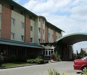 Jancsar Hotel Székesfehérvár Eksteriør billede